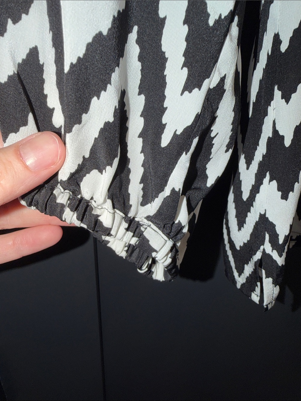 Lilly Pulitzer Black & White Chevron Blouse - Picture 4 of 10
